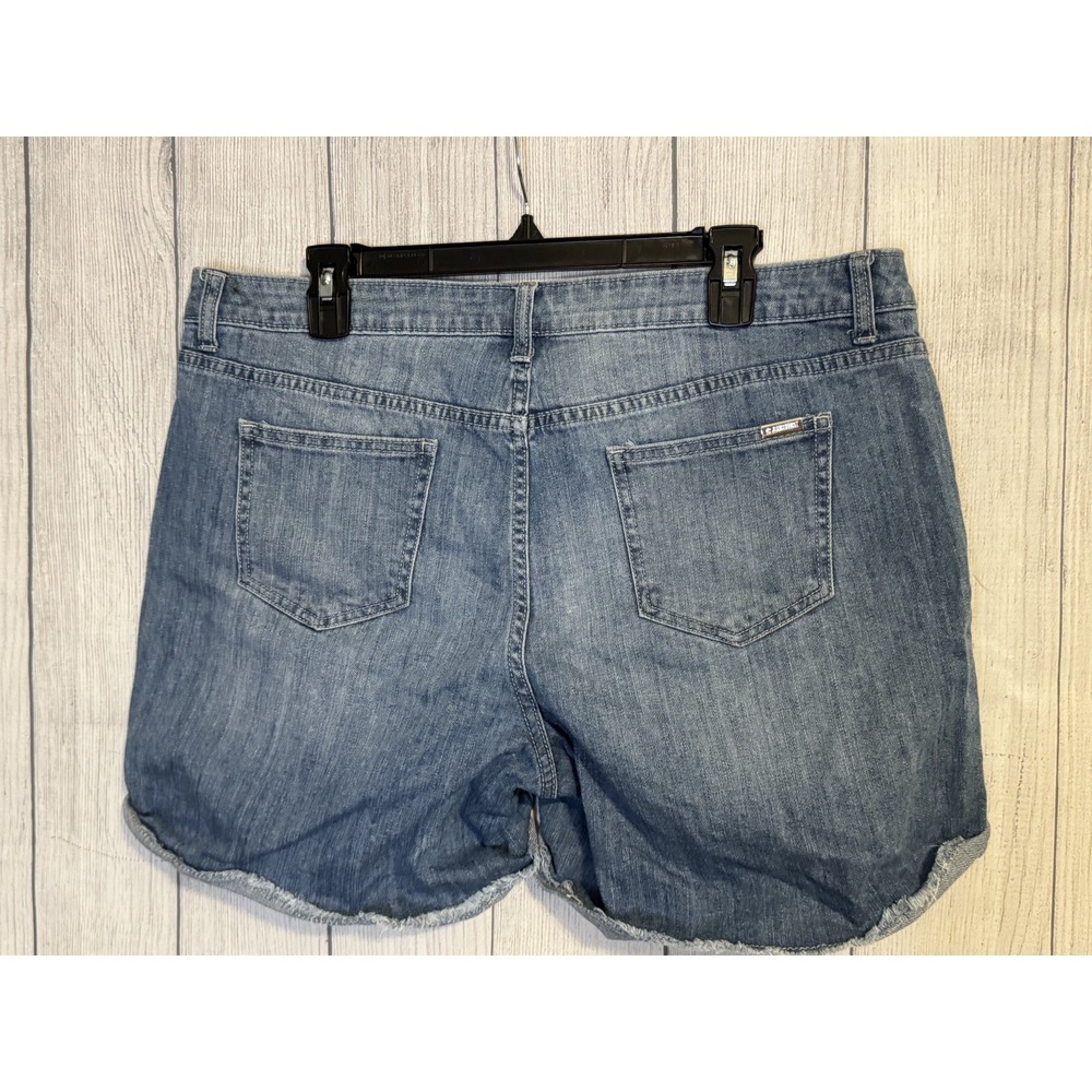 Jennifer Lopez Denim Boyfriend Jean Shorts  Rhinestone Accents Size 8 - Picture 4 of 5